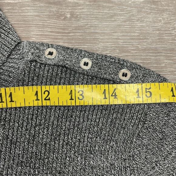 NWOT Turtleneck Ribbed Knit Sweater with Silver Buttons on Cuffs and Shoulders L - Picture 6 of 16